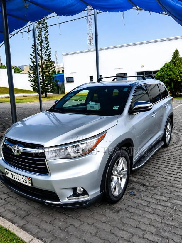 Toyota Highlander 2017 Silver