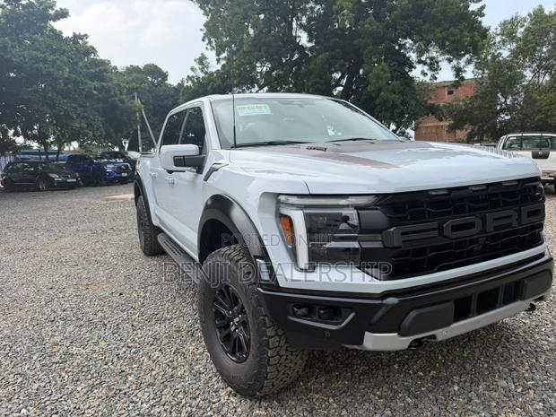 Ford F-150 2025 White