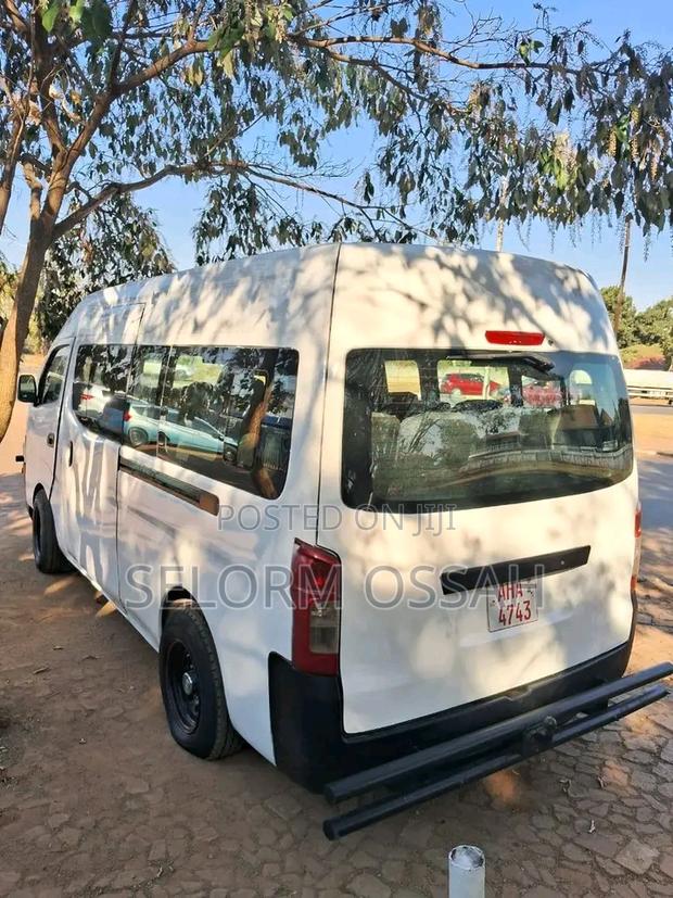 Nissan Caravan 2018 White