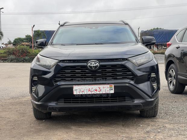Toyota RAV4 2021 Black