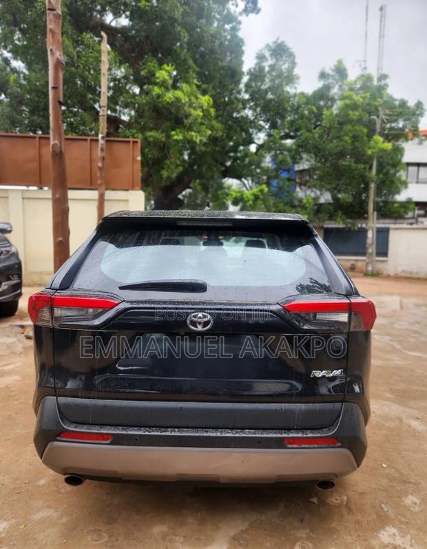 Toyota RAV4 2023 Black