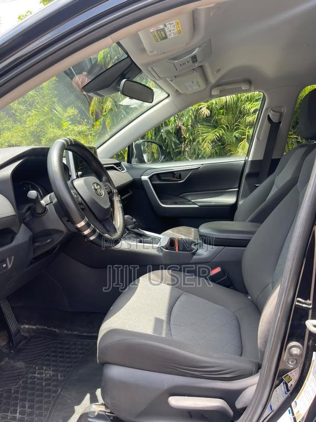 Toyota RAV4 LE AWD 2023 Black