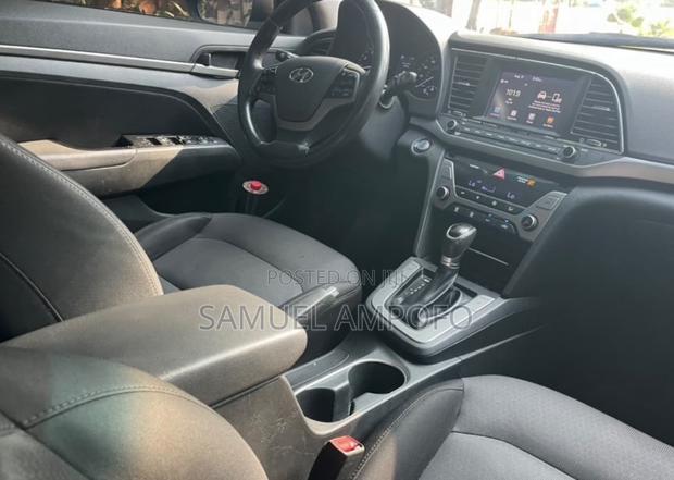 Hyundai Elantra Limited 2018 Black