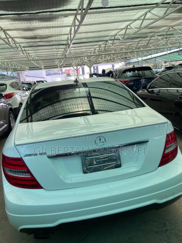 Mercedes-Benz C250 2014 White