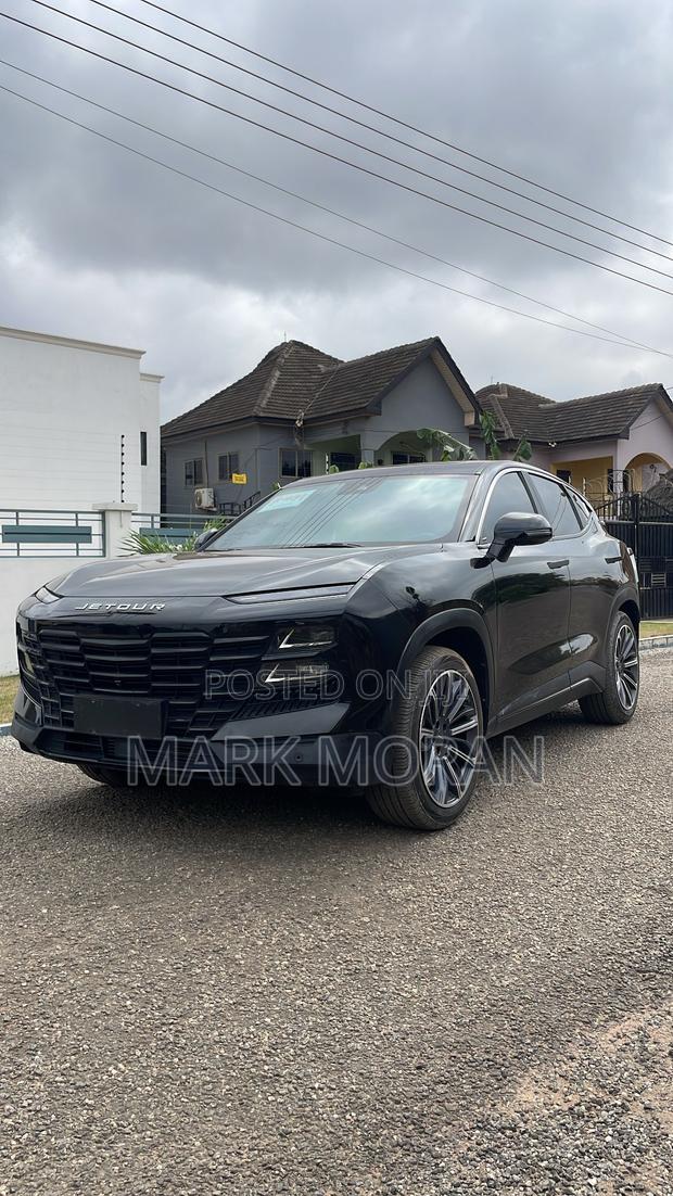 Jetour Dashing 1.5 Petrol FWD 2023 Black