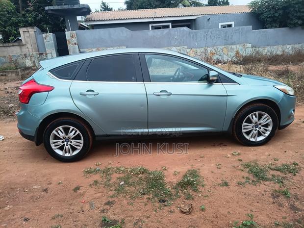 Ford Focus 2012 Green