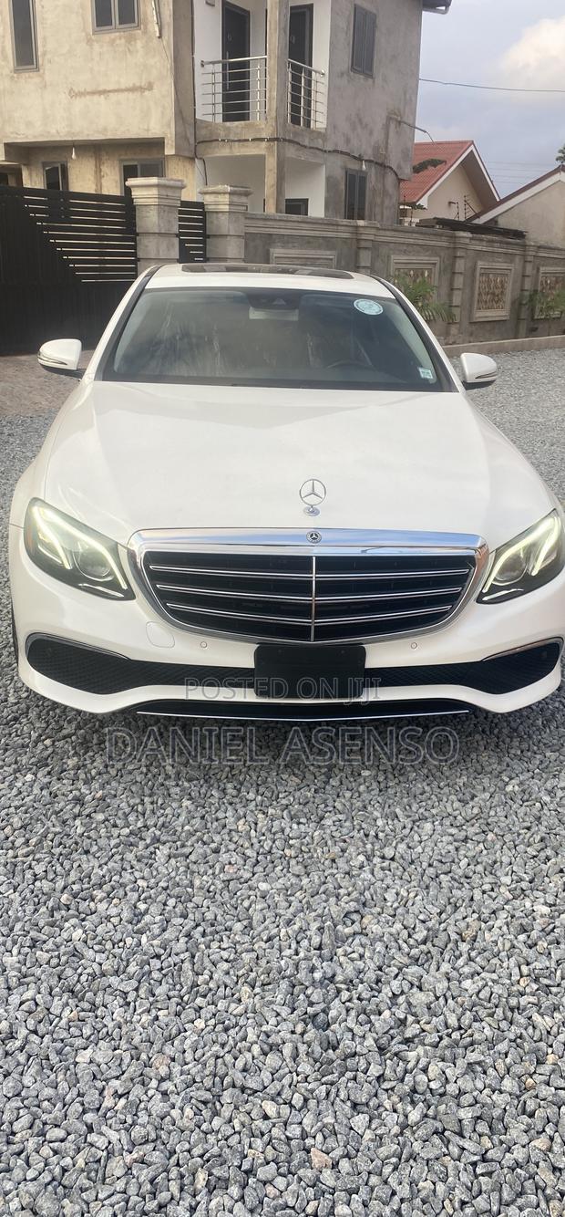 Mercedes-Benz E300 2017 White
