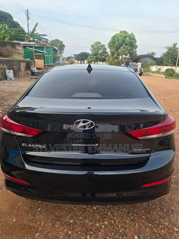 Hyundai Elantra Limited 2019 Black