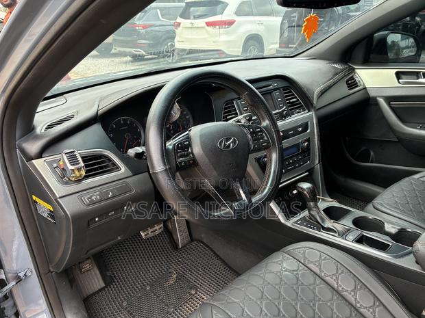 Hyundai Sonata 2016 Gray