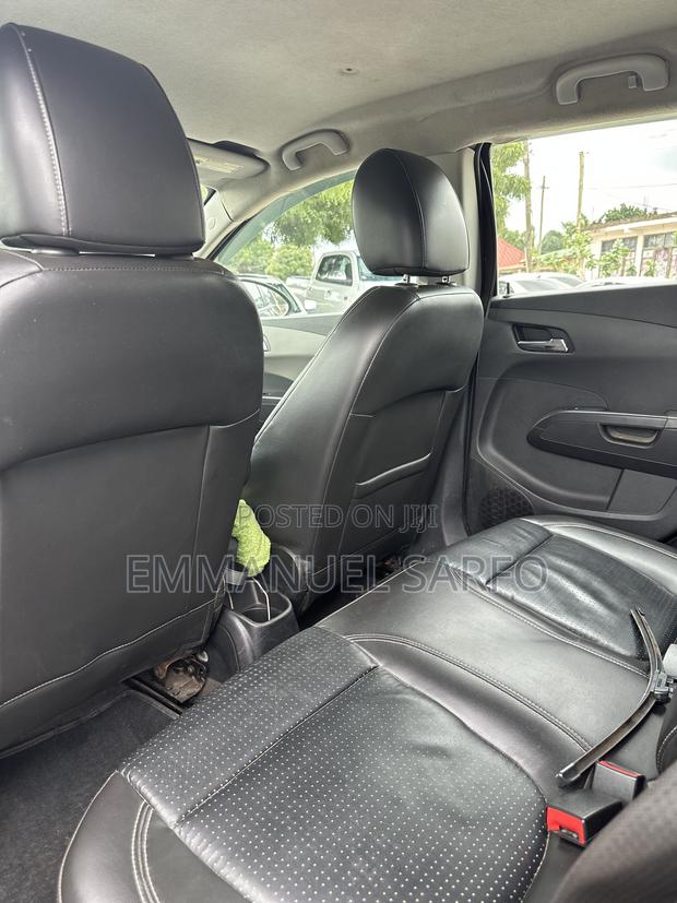 Chevrolet Sonic LTZ 2015 Black