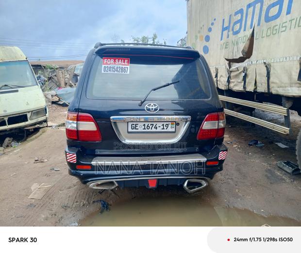 Toyota Land Cruiser 2007 Black