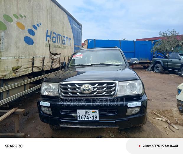 Toyota Land Cruiser 2007 Black