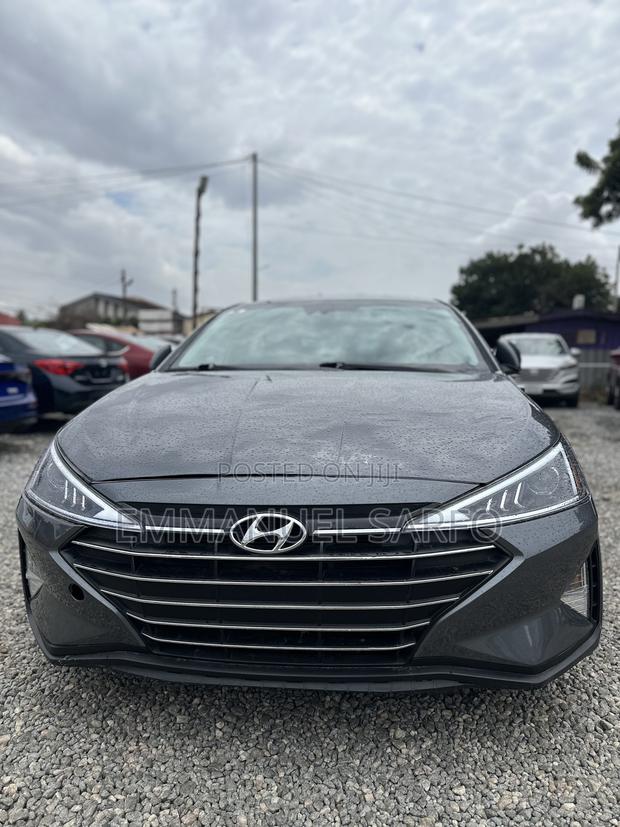 Hyundai Elantra Limited 2020 Gray