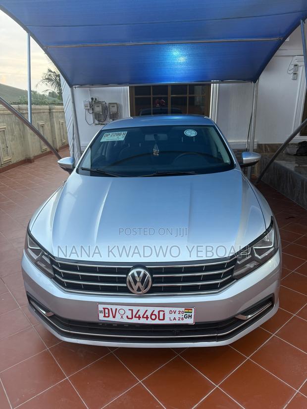 Volkswagen Passat 2.0T S 2018 Silver