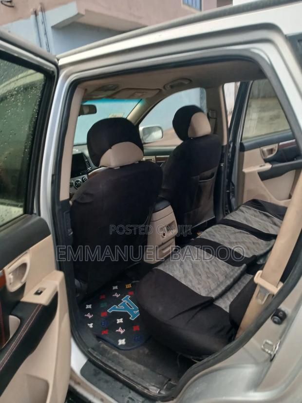 Hyundai Santa Fe 2011 Silver