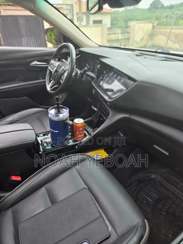 Buick Envision 2.0 FWD 2021 White