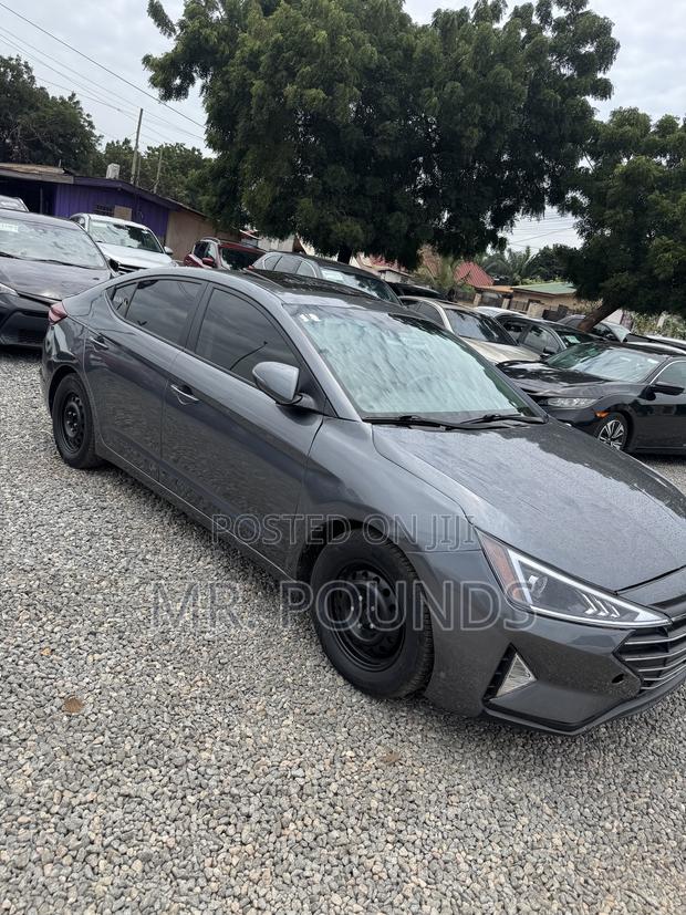 Hyundai Elantra 2020 Gray