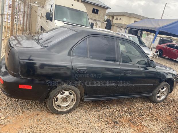Hyundai Accent 2004 Black