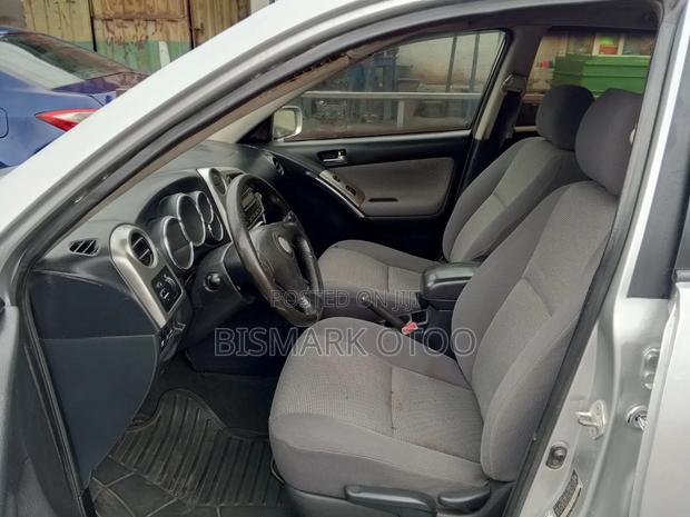 Toyota Matrix Hatchback FWD (1.8L 4cyl 5M) 2008 Silver