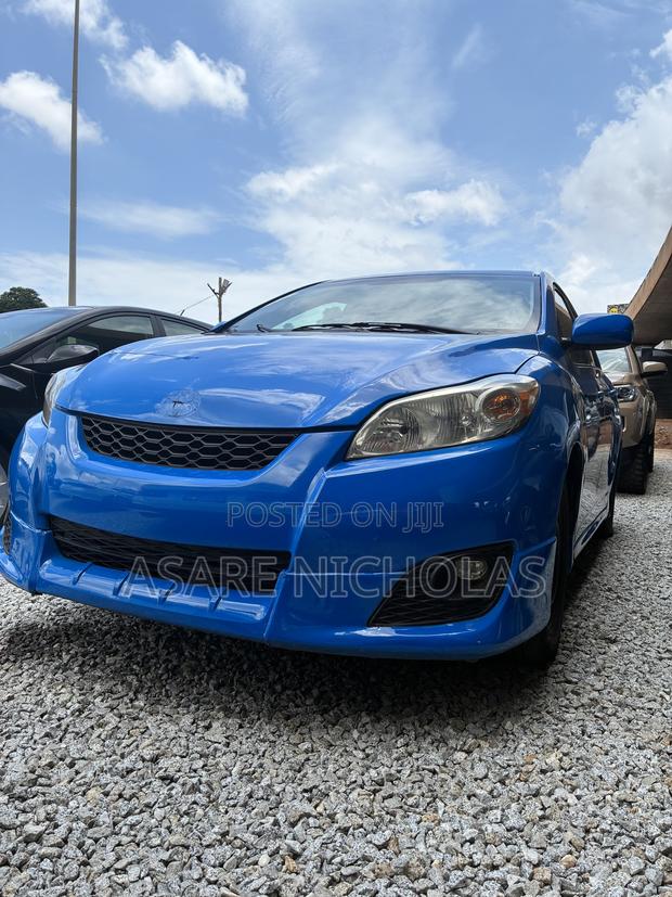 Toyota Matrix 2010 Blue