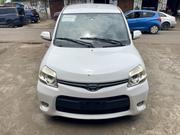 Toyota Sienta 1.5 AWD 2013 White for sale