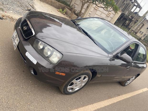 Hyundai Elantra 2004 Gray