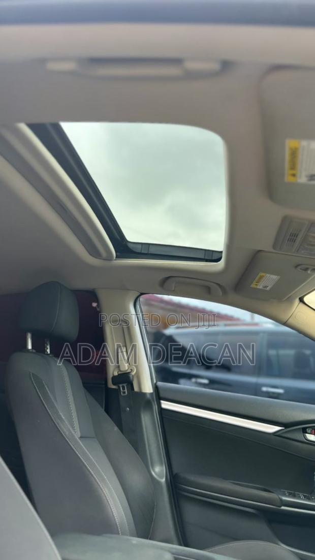Honda Civic 2018 Green