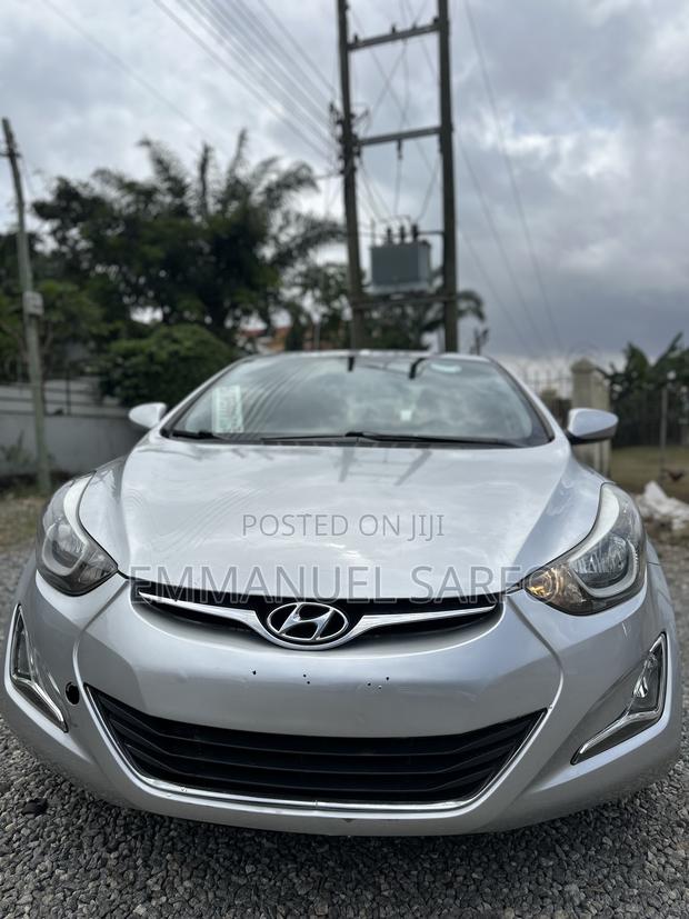 Hyundai Elantra Limited 4dr Sedan (1.8L 4cyl 6A) 2015 Gray