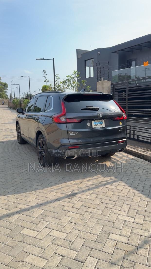 Honda CR-V 2024 Gray