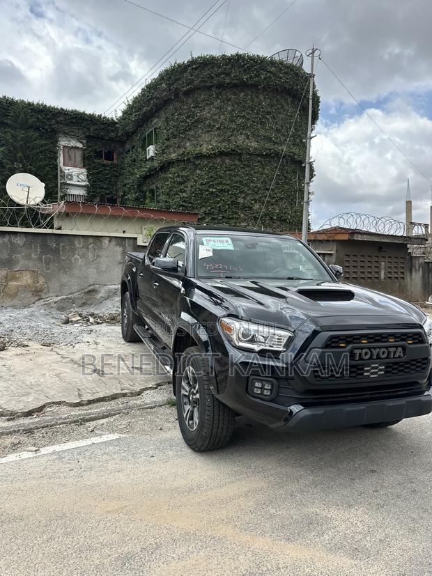 Toyota Tacoma TRD Sport 2018 Black