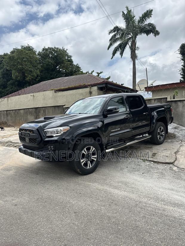 Toyota Tacoma TRD Sport 2018 Black