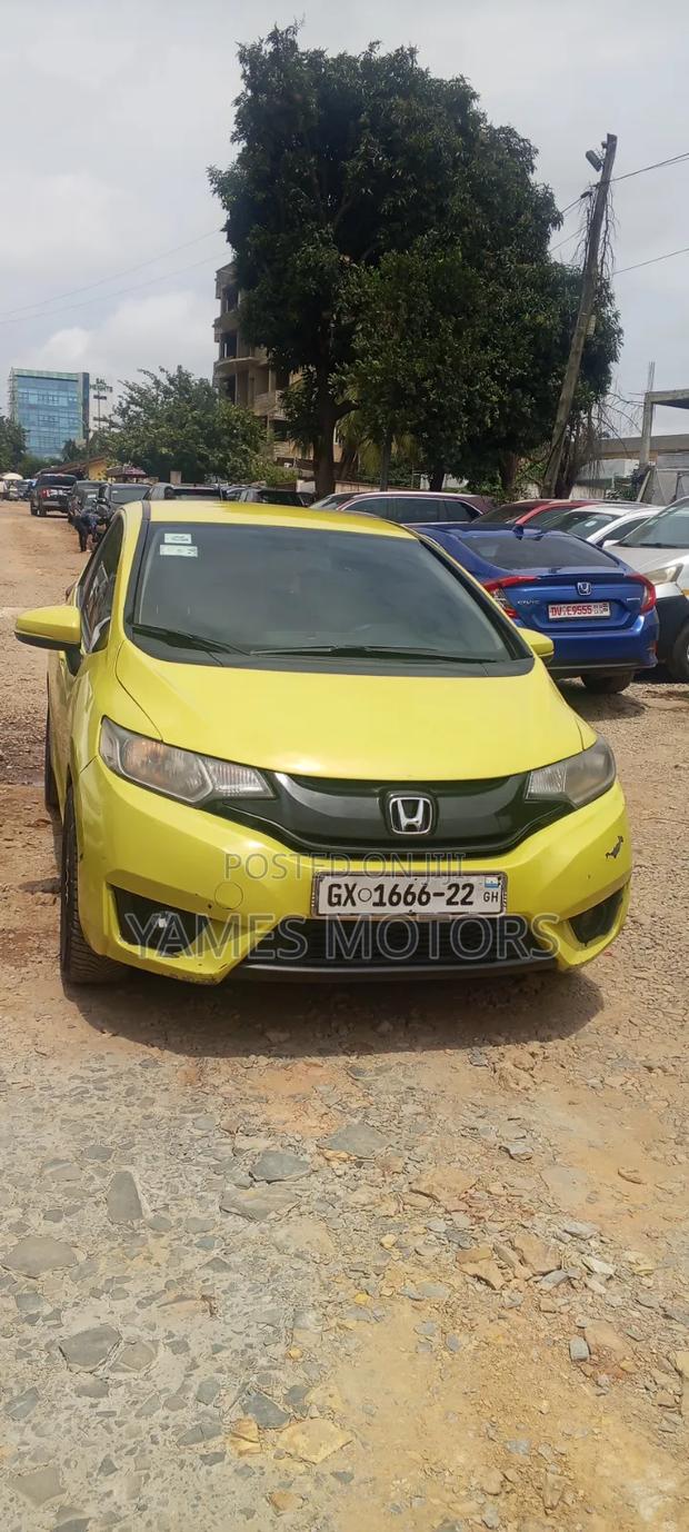 Honda Fit 2014 Yellow