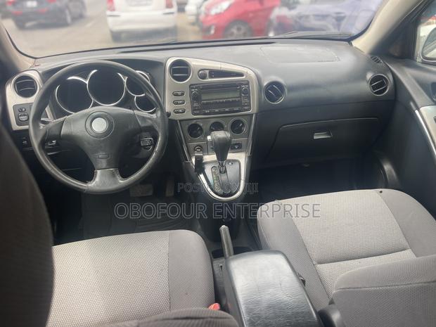 Toyota Matrix Hatchback AWD (1.8L 4cyl 4A) 2006 Silver
