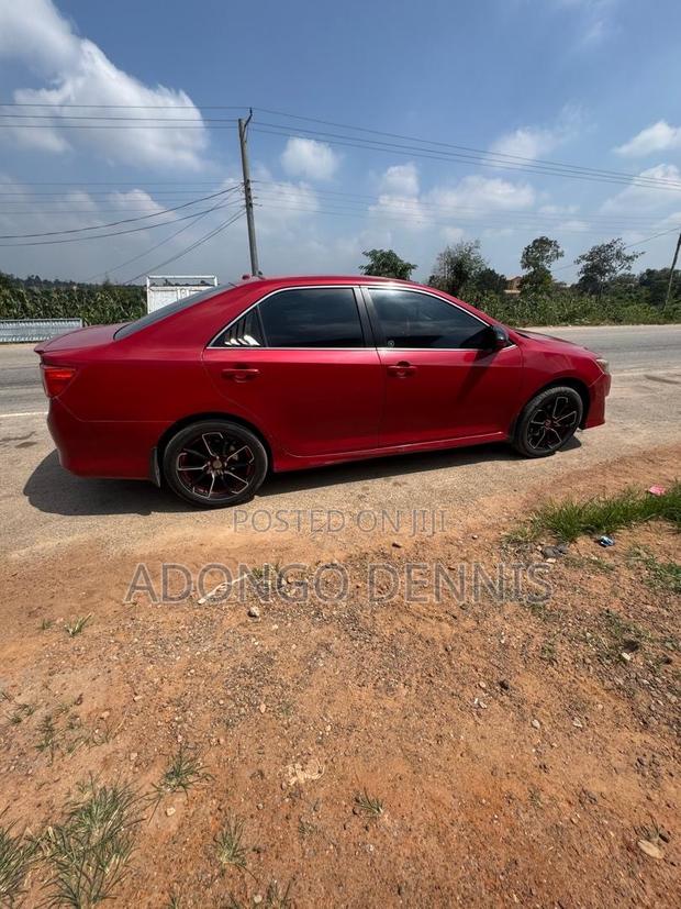 Toyota Camry 2012 Red