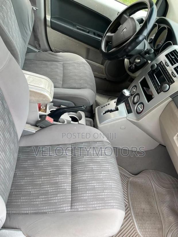 Dodge Caliber 1.8 L SXT 2009 Red