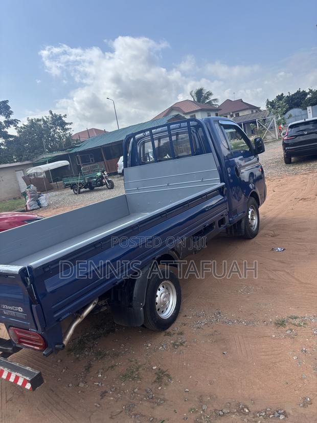 Hyundai Porter II 2007 Blue