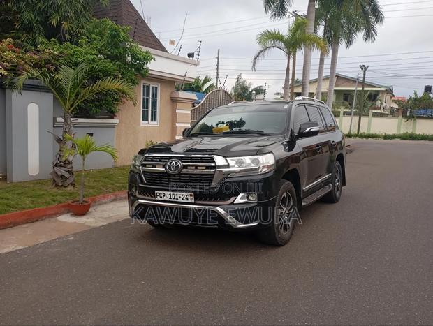 Toyota Land Cruiser 2013 Black
