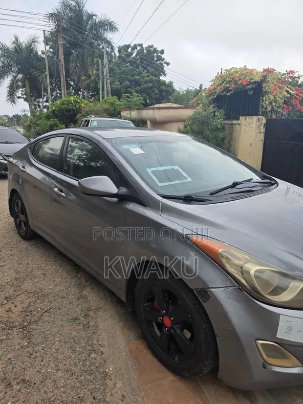Hyundai Elantra 2013 Silver