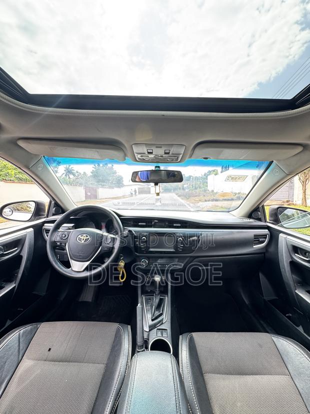 Toyota Corolla S 4dr Sedan (1.8L 4cyl CVT) 2015 Gray