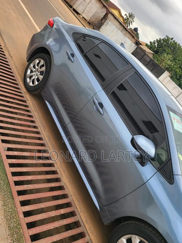 Toyota Corolla 2022 Blue