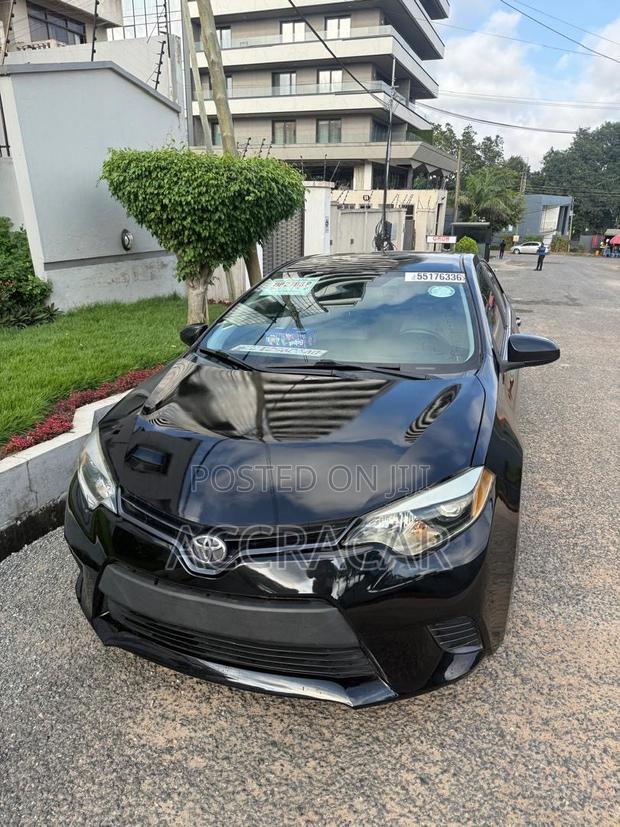 Toyota Corolla LE 4dr Sedan (1.8L 4cyl CVT) 2015 Black