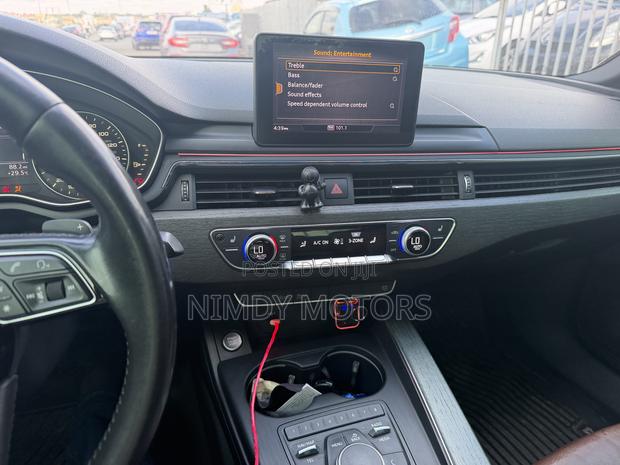 Audi A4 2.0T ultra Premium FWD 2018 White