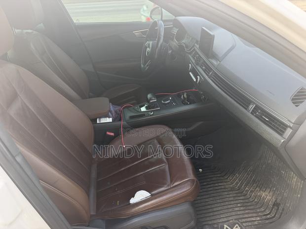 Audi A4 2.0T ultra Premium FWD 2018 White