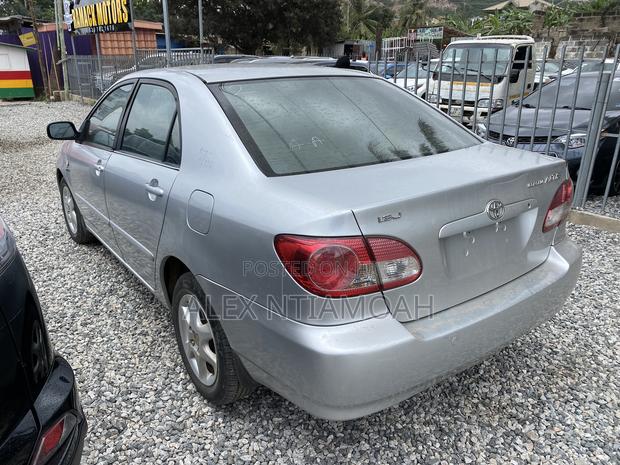 Toyota Corolla 2008 White