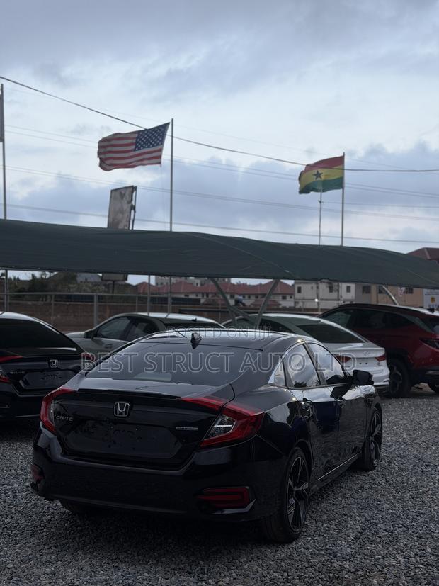Honda Civic Touring 4dr Sedan (1.5L 4cyl) 2017 Black