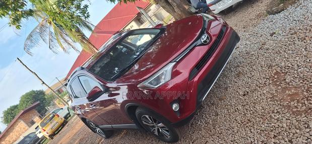Toyota RAV4 2018 Red