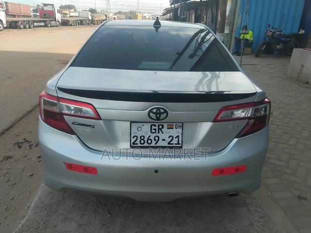 Toyota Camry 2014 Silver