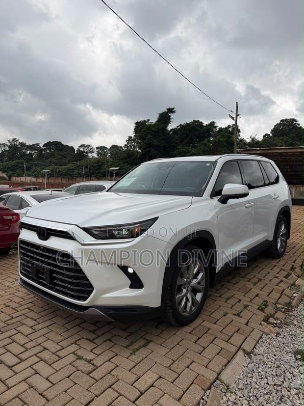 Toyota Grand Highlander 2024 White