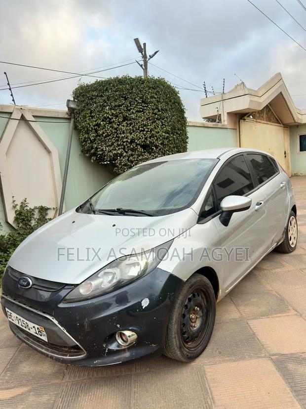 Ford Fiesta S Hatchback 2017 Gray