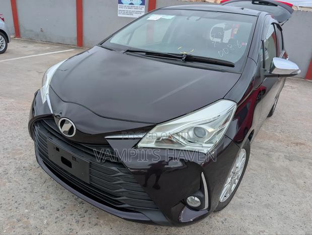 Toyota Vitz 2018 Purple